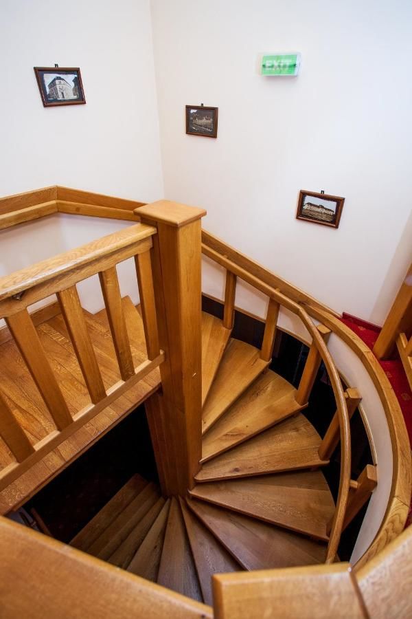 Отель Pension Brasovu Vechi Брашов-37