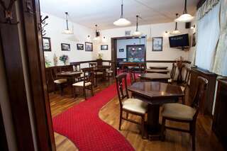 Отель Pension Brasovu Vechi Брашов-4